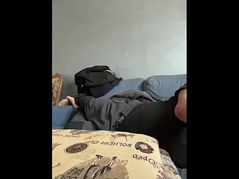 fuocovivo4 online show from January 2026 02:21:02 PM