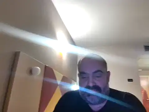 fuocovivo4 online show from February 2025 07:37:01 PM