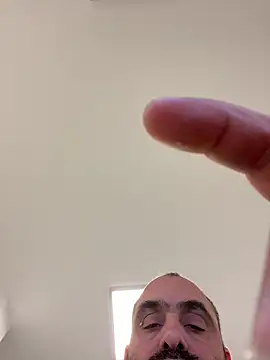 fuocovivo4 online show from February 2025 12:55:01 PM