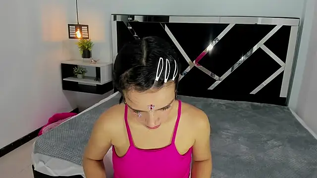 Annyrosee online show from March 2025 09:37:01 PM