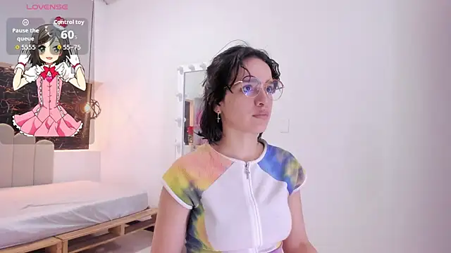 Annyrosee online show from September 2025 08:18:02 PM