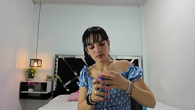 Annyrosee online show from March 2025 08:00:02 PM