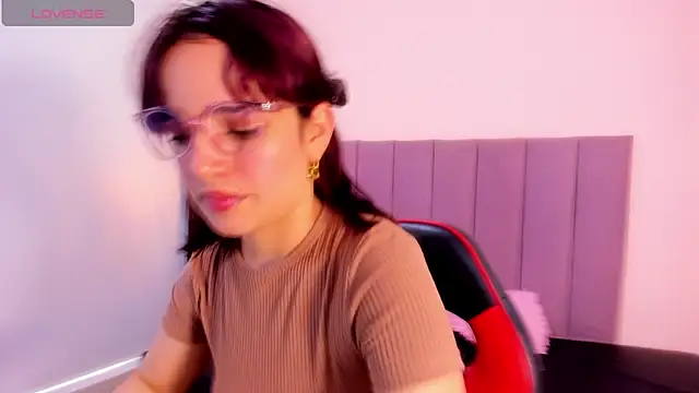 Annyrosee online show from January 2026 08:59:01 PM