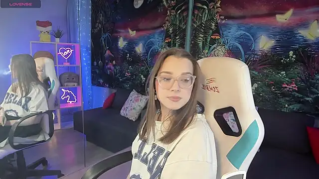 kaisajenner online show from February 2025 10:32:01 PM