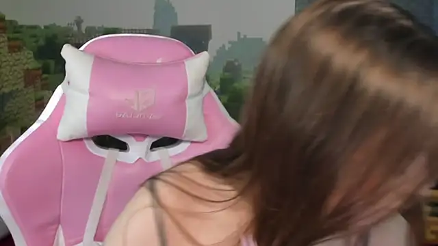 kaisajenner online show from November 2025 07:40:02 PM