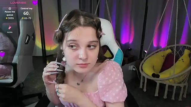 kaisajenner online show from May 2026 09:07:01 PM