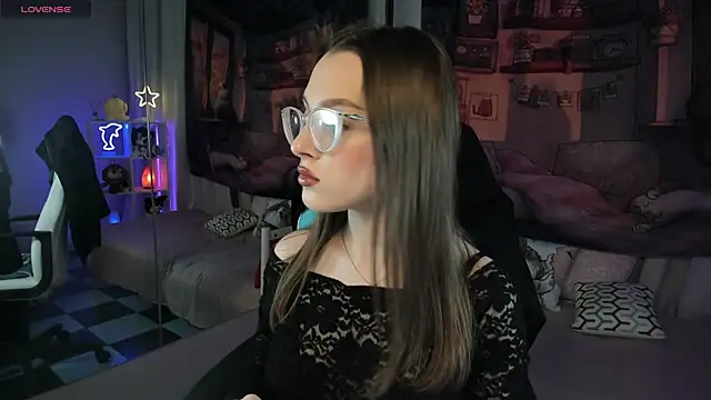 kaisajenner online show from March 2025 03:48:02 PM