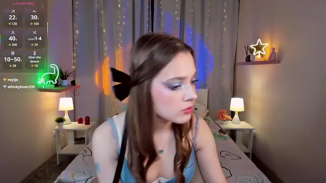 kaisajenner online show from December 2025 08:04:02 PM