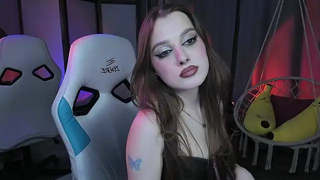 kaisajenner online show from March 2026 09:11:01 AM