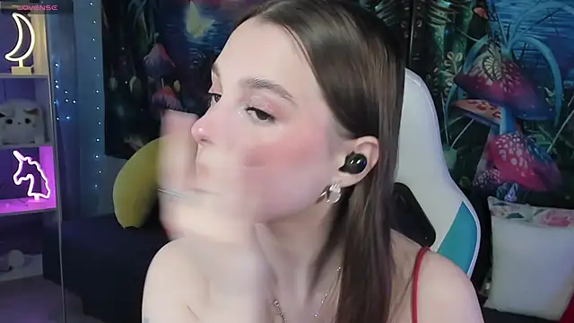 kaisajenner online show from February 2026 09:53:02 AM