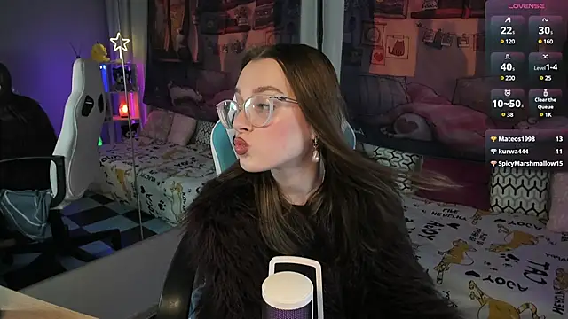 kaisajenner online show from February 2025 07:48:02 PM