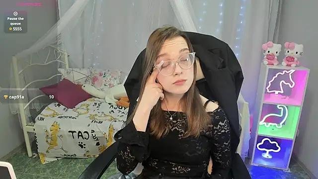 kaisajenner online show from March 2025 10:48:01 PM