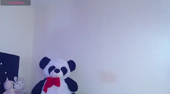 Snapshot of Lupitah_222 chatting on February 2025 11:33:01 PM Lupitah 222 online show from February 2025 11:33:01 PM