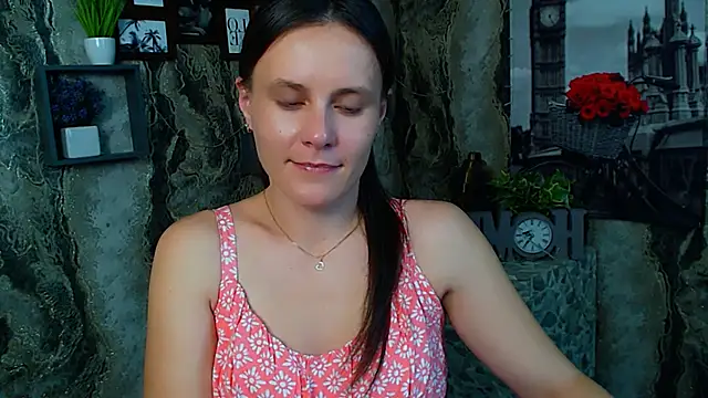 Snapshot of ValeriaHeart_ chatting on November 2025 02:50:01 PM ValeriaHeart online show from November 2025 02:50:01 PM