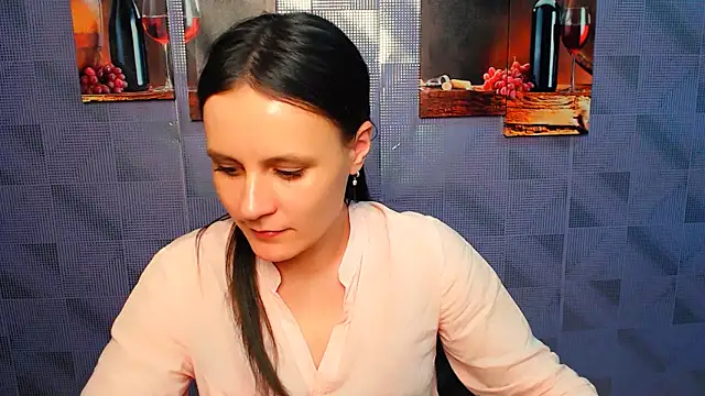 ValeriaHeart  online show from February 2025 02:44:02 PM