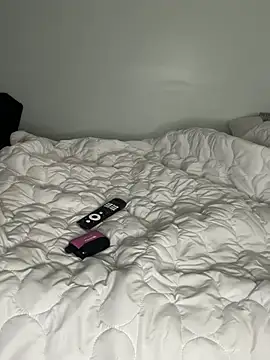 Liyah 19 online show from February 2026 10:07:01 PM