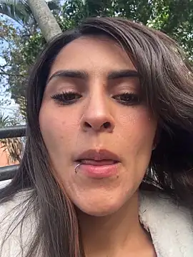 Sofiadelacruz online show from May 2026 10:24:01 PM