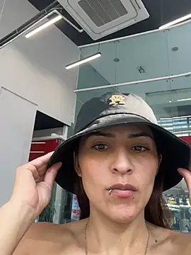 Snapshot of Sofiadelacruz chatting on May 2026 08:23:01 PM Sofiadelacruz online show from May 2026 08:23:01 PM