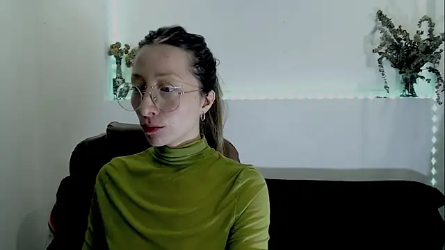 Snapshot of Carlin_Diaz chatting on November 2025 11:09:02 PM Carlin Diaz online show from November 2025 11:09:02 PM