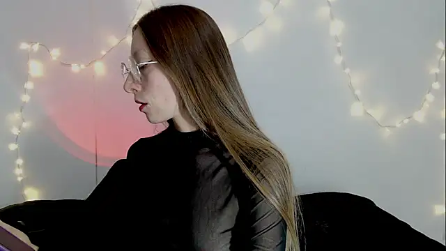 Carlin Diaz online show from March 2026 10:33:02 PM
