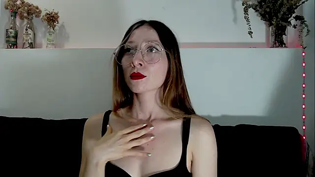 Snapshot of Carlin_Diaz chatting on November 2025 12:14:01 AM Carlin Diaz online show from November 2025 12:14:01 AM