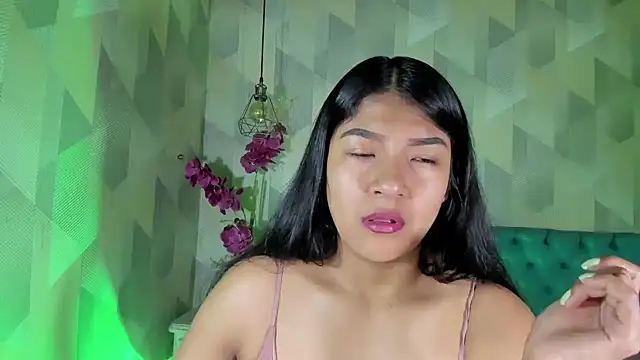 ScarletKray online show from October 2025 03:40:01 AM