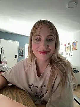 rileylovesyou online show from September 2025 10:30:01 PM