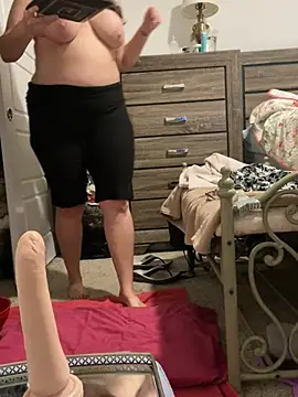 Chubby-Kat50 online show from April 2026 04:25:02 AM