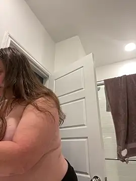 Chubby-Kat50 online show from May 2026 01:04:01 AM