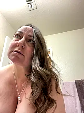 Snapshot of Chubby-Kat50 chatting on September 2025 02:43:02 AM Chubby-Kat50 online show from September 2025 02:43:02 AM