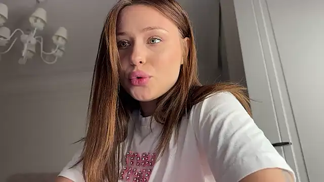 Kisskeyy online show from October 2025 05:50:02 PM