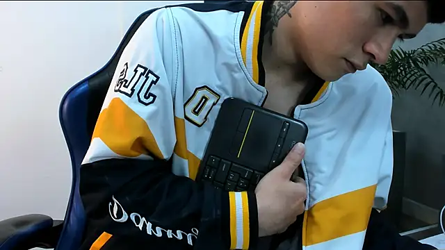 roan birkin online show from December 2025 08:03:01 PM