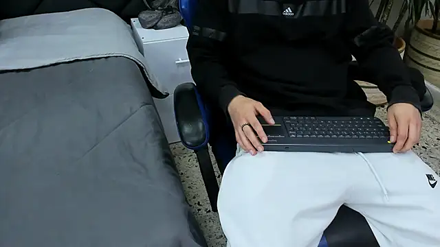 roan birkin online show from March 2026 07:12:02 PM