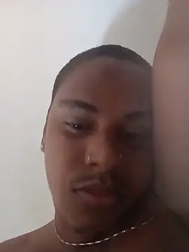 ONegodoce25 online show from June 2026 05:21:02 PM