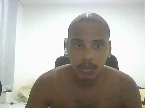 Snapshot of ONegodoce25 chatting on May 2026 10:07:02 PM ONegodoce25 online show from May 2026 10:07:02 PM