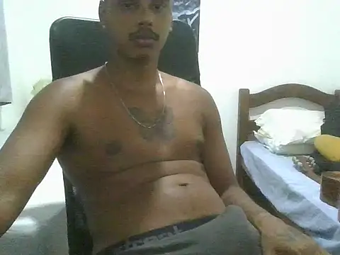 Snapshot of ONegodoce25 chatting on May 2026 01:37:07 AM ONegodoce25 online show from May 2026 01:37:07 AM