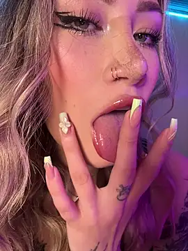 Lally Valencia   online show from November 2025 12:10:02 PM