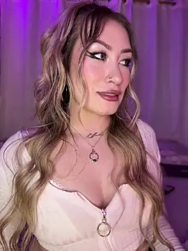 Snapshot of Lally_Valencia__ chatting on June 2026 09:10:02 PM Lally Valencia online show from June 2026 09:10:02 PM