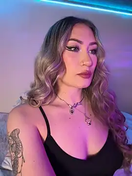 Lally Valencia   online show from September 2025 03:05:01 AM