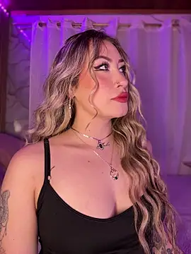 Lally Valencia   online show from March 2026 03:25:01 AM