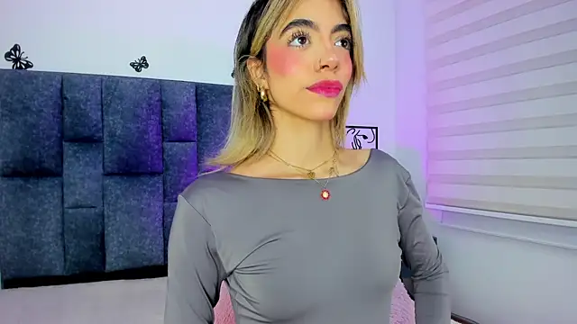 Violetta Ficher online show from February 2026 02:32:01 AM