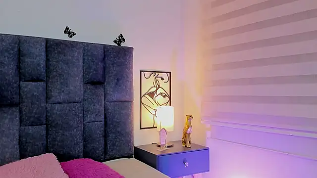 Snapshot of Violetta_Ficher chatting on April 2026 02:51:02 AM Violetta Ficher online show from April 2026 02:51:02 AM