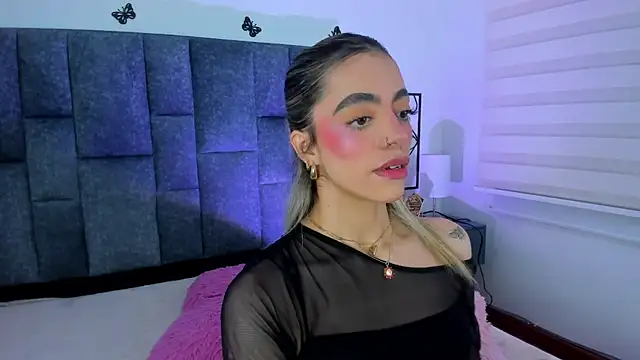 Violetta Ficher online show from February 2026 02:32:01 AM