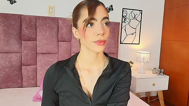 Snapshot of Violetta_Ficher chatting on July 2026 07:03:02 PM Violetta Ficher online show from July 2026 07:03:02 PM