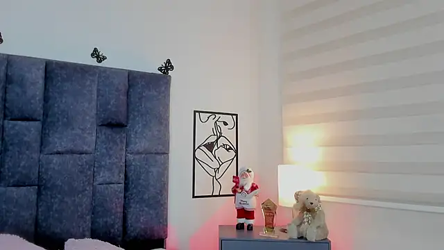 Violetta Ficher online show from December 2025 02:33:01 AM