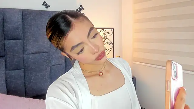 Violetta Ficher online show from April 2026 02:13:02 AM