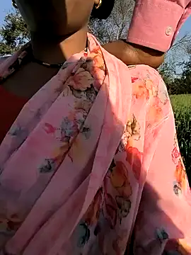 Snapshot of Cut_anjna chatting on February 2025 02:18:01 PM Cut anjna online show from February 2025 02:18:01 PM