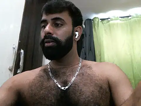 Snapshot of indianhairybull chatting on October 2025 04:46:01 AM indianhairybull online show from October 2025 04:46:01 AM