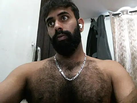 Snapshot of indianhairybull chatting on January 2026 04:49:02 AM indianhairybull online show from January 2026 04:49:02 AM