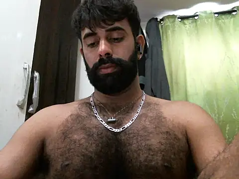 Snapshot of indianhairybull chatting on March 2025 04:43:01 AM indianhairybull online show from March 2025 04:43:01 AM